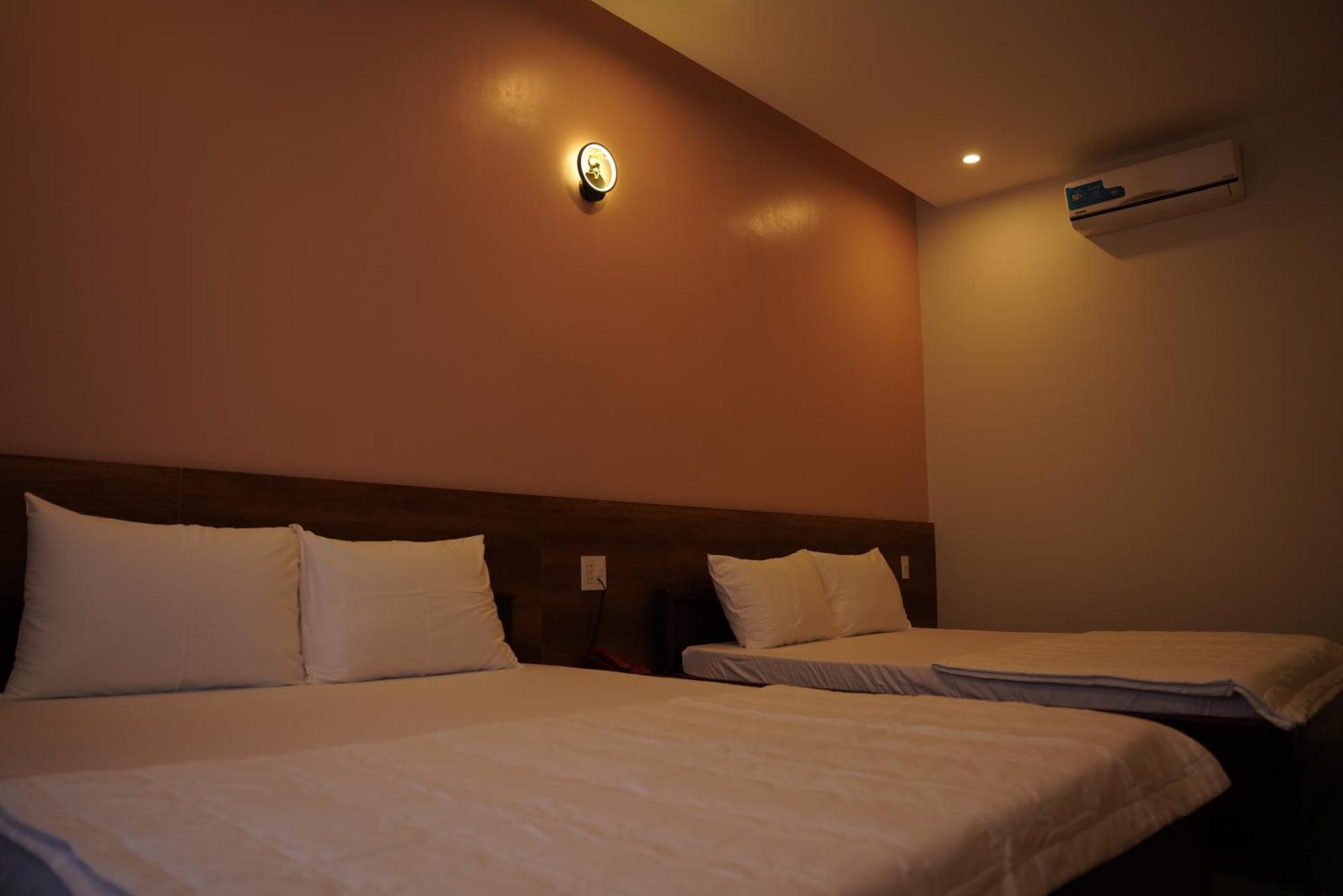 Hotel Khach San De Vuong Cao Lãnh Zewnętrze zdjęcie