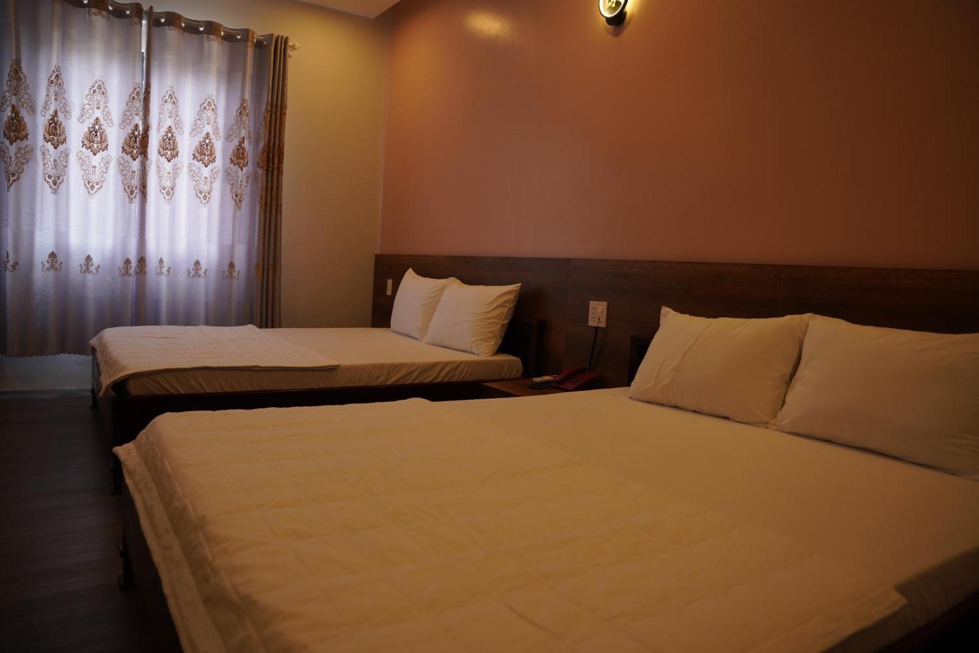Hotel Khach San De Vuong Cao Lãnh Zewnętrze zdjęcie