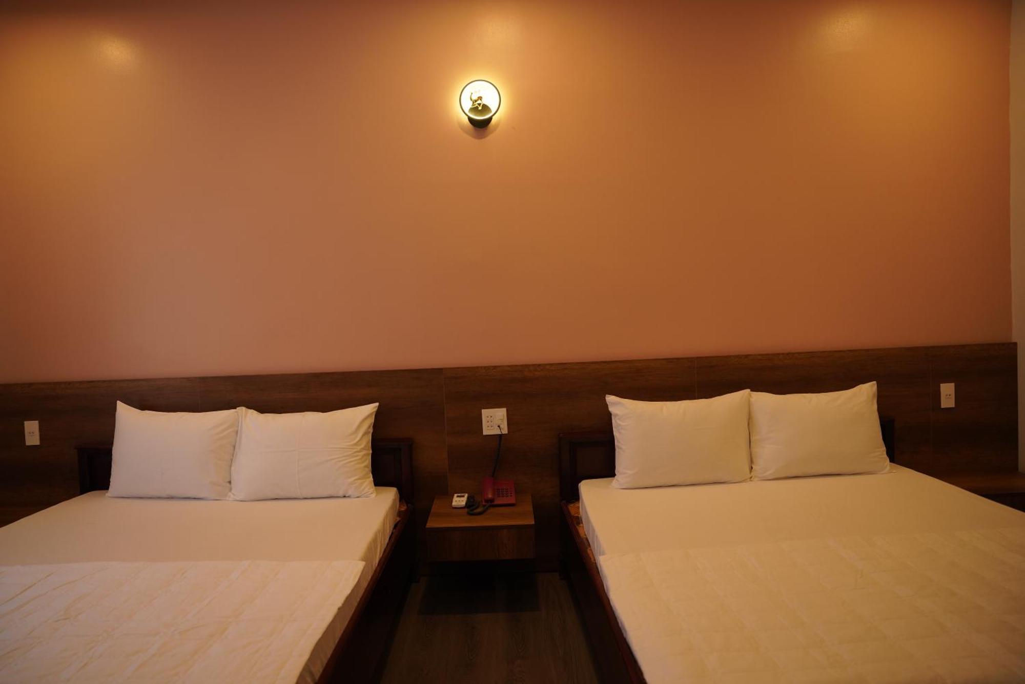 Hotel Khach San De Vuong Cao Lãnh Zewnętrze zdjęcie