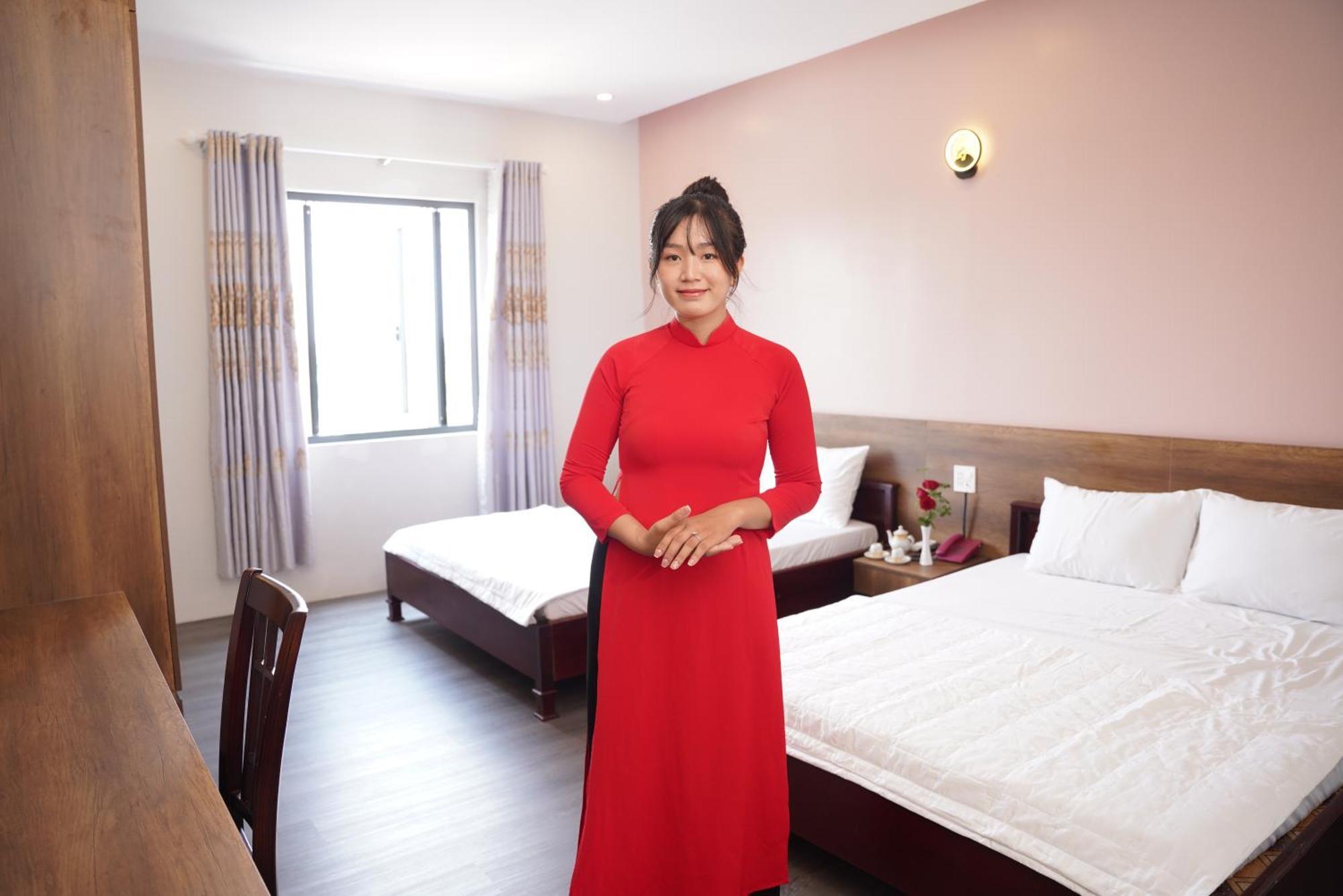 Hotel Khach San De Vuong Cao Lãnh Zewnętrze zdjęcie