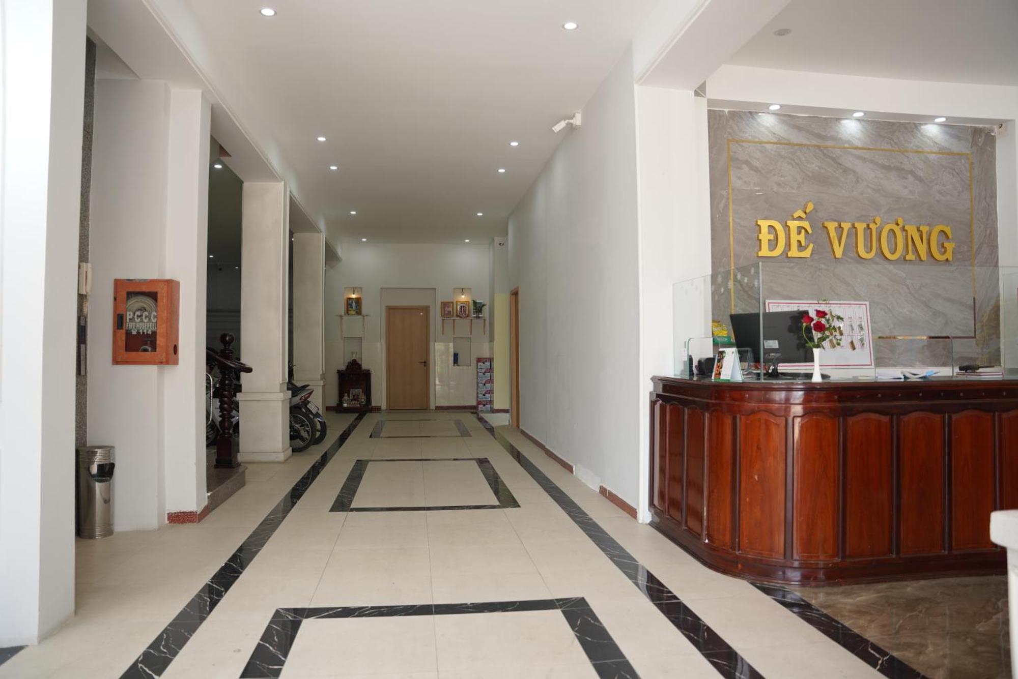 Hotel Khach San De Vuong Cao Lãnh Zewnętrze zdjęcie